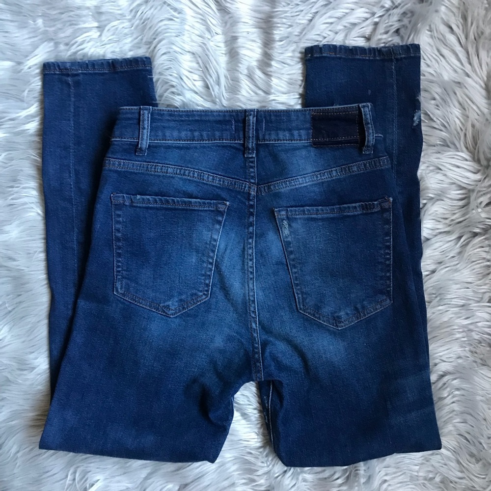 Women Highrise denim slim straight jeans - Picture 4 of 6